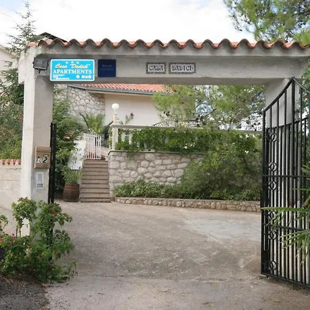 Apartment Apartments By The Sea Zablace, Sibenik - 4251