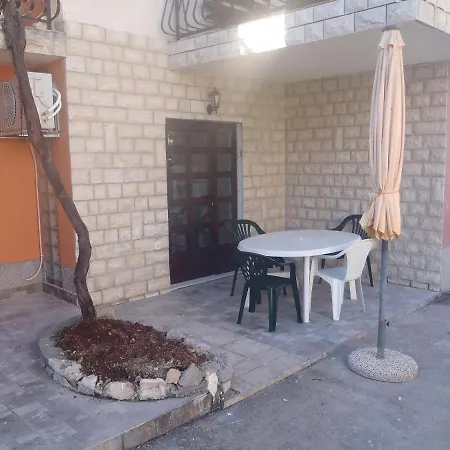 Apartment Apartments By The Sea Zablace, Sibenik - 4251 Zablaće