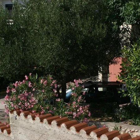 Apartment Apartments By The Sea Zablace, Sibenik - 4251 Zablaće