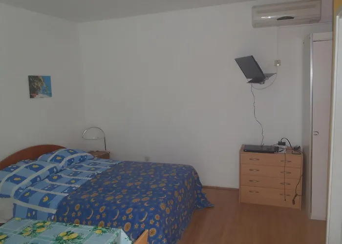 Apartamento By The Sea Zablace, Sibenik - 4251 *